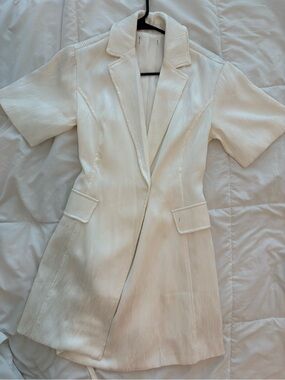 Cream Textured Short-Sleeve Blazer Dress